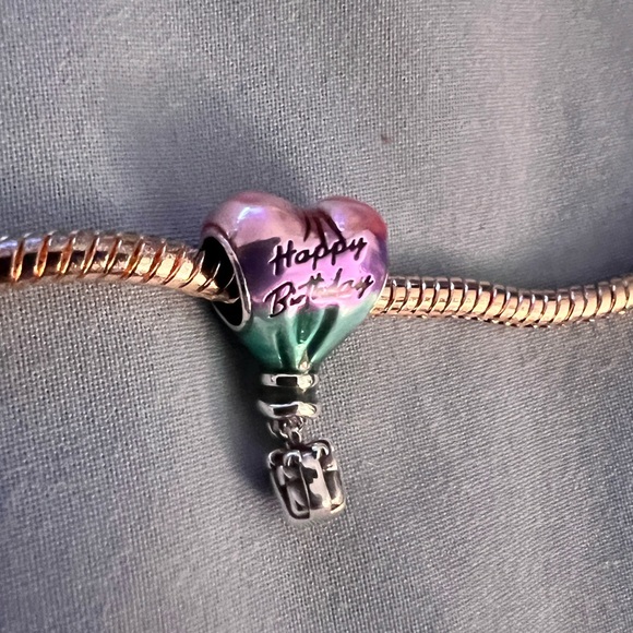 Silver "Happy Birthday" Heart Hot Air Balloon & Gift Box Charm - Picture 4 of 6